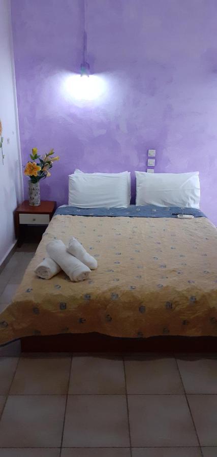 New Pantheon Hotel Kamena Vourla Buitenkant foto